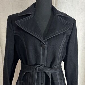 Guatemalan Women’s Black Wool Coat